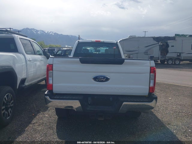 Ford F-350 Xl