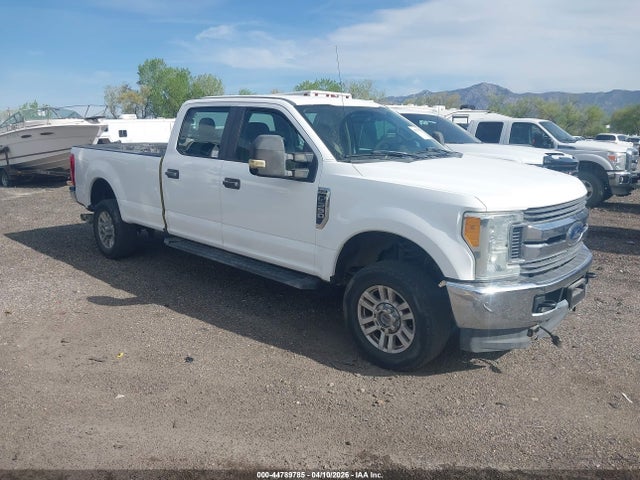 Salvage Ford F-350 Image