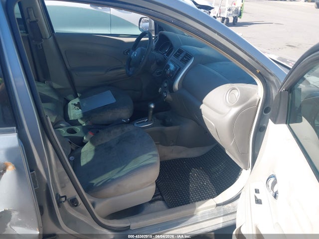 Nissan Versa 1.6 Sv