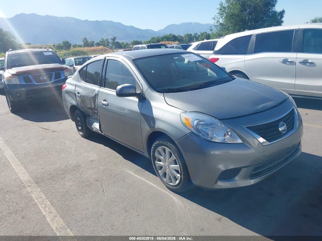 Salvage Nissan Versa Image