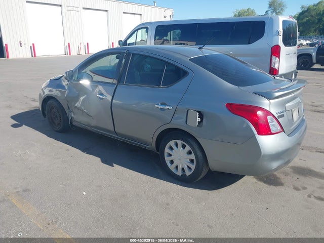 Nissan Versa 1.6 Sv