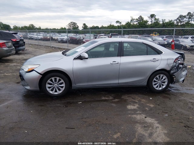 Toyota Camry Le