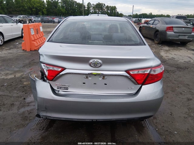 Toyota Camry Le