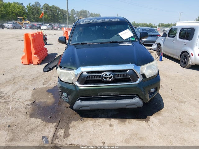 Toyota Tacoma Base V6