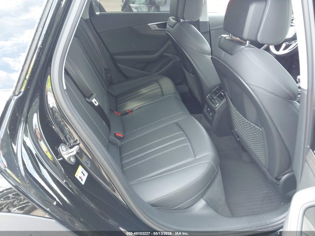 Audi A4 Premium Plus 45 Tfsi Quattro S Tronic
