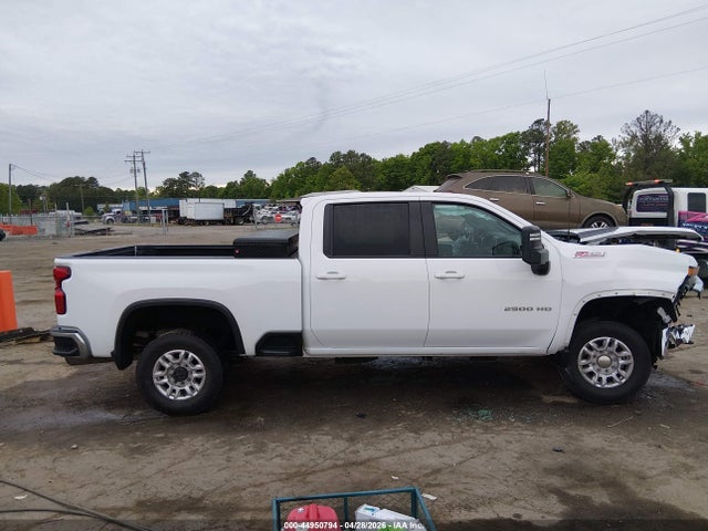 Chevrolet Silverado 2500 4wd  Standard Bed Lt