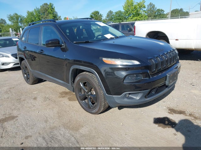 Salvage Jeep Cherokee Image