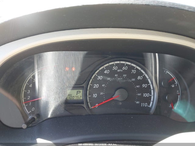 Toyota Sienna Le V6