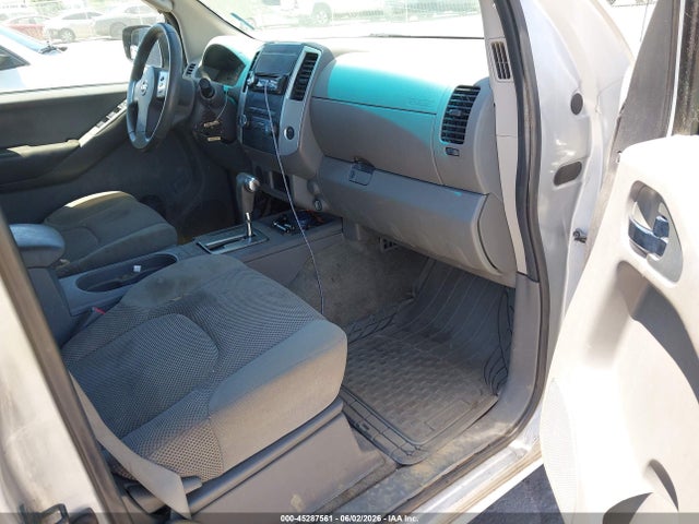 Nissan Frontier Se