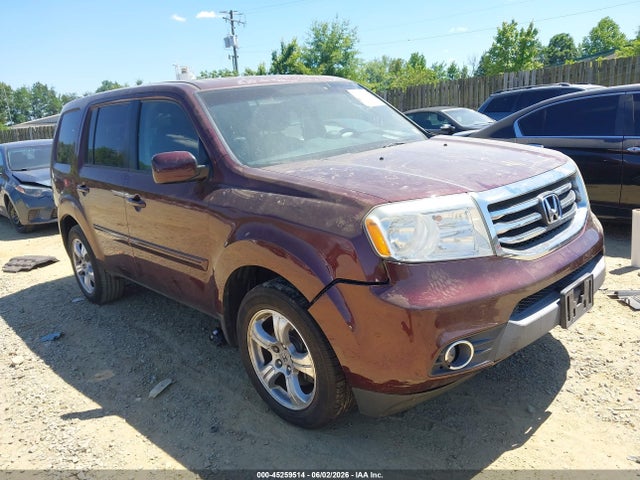 Salvage Honda Pilot Image