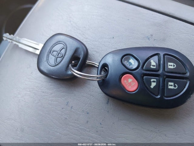 Toyota Sienna Xle