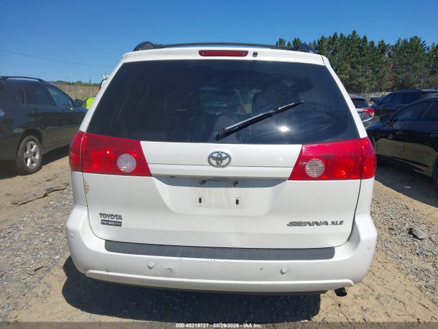 Toyota Sienna Xle