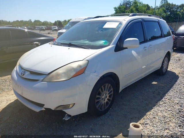 Toyota Sienna Xle