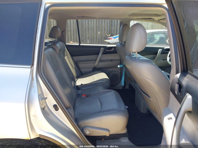 Toyota Highlander Se V6
