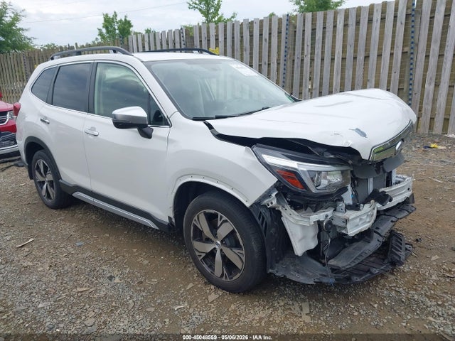 Salvage Subaru Forester Image