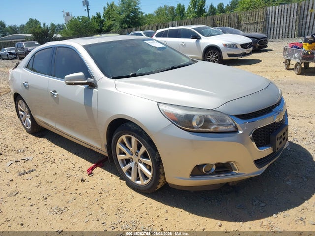Salvage Chevrolet Malibu Image