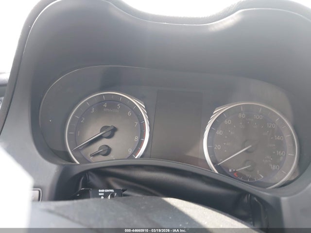 INFINITI Q50 3.0t Premium