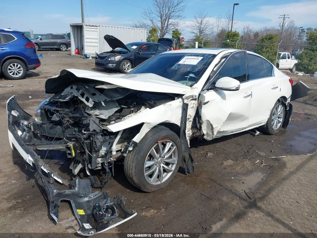 INFINITI Q50 3.0t Premium