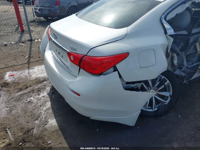 INFINITI Q50 3.0t Premium