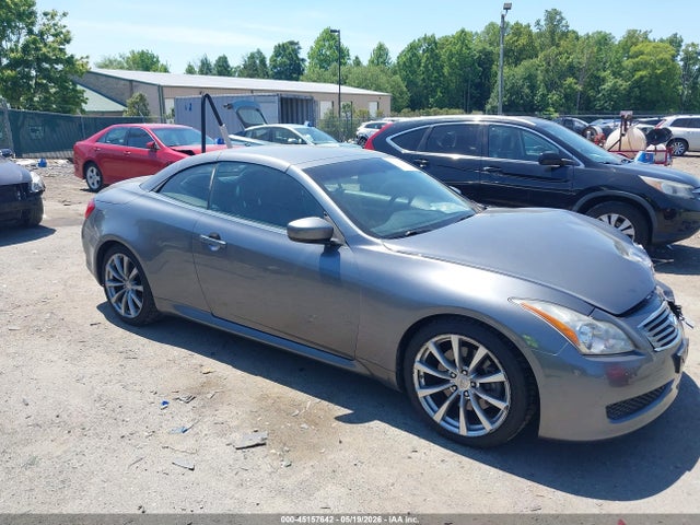 Salvage INFINITI G37 Image
