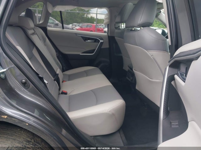 Toyota RAV4 Xle Premium