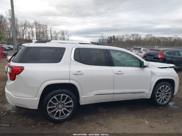 GMC Acadia Awd Denali