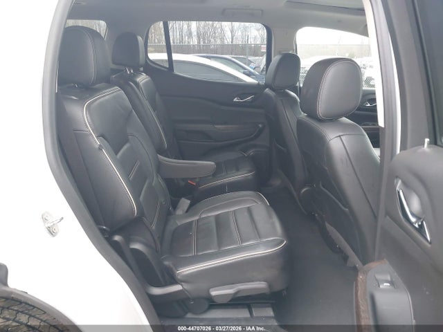 GMC Acadia Awd Denali