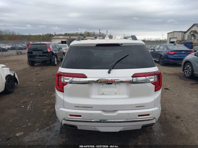 GMC Acadia Awd Denali