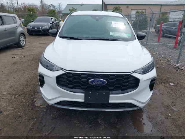 Ford Escape St-line