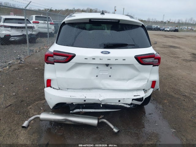 Ford Escape St-line