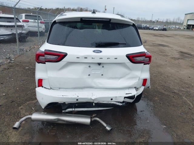 Ford Escape St-line