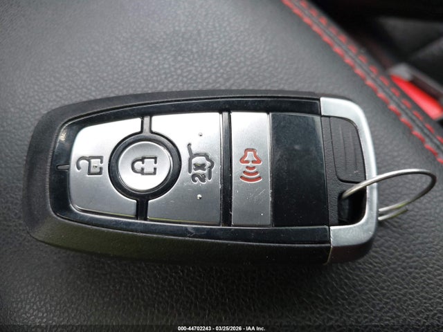 Ford Escape St-line
