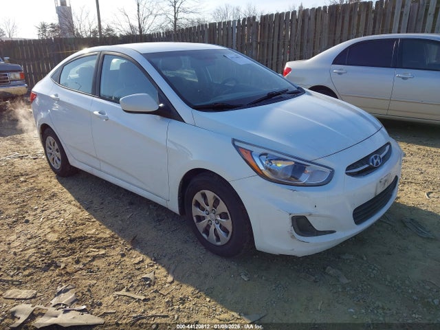 Salvage Hyundai ACCENT Image