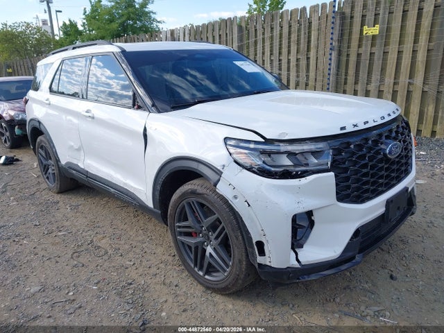 Salvage Ford Explorer Image
