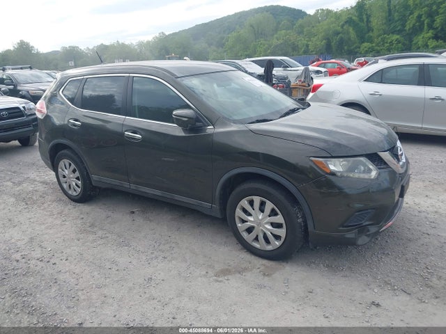 Salvage Nissan Rogue Image