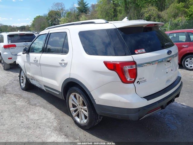 Ford Explorer Xlt