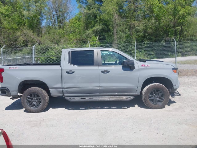 Chevrolet Silverado 1500 4wd  Short Bed Custom Trail Boss
