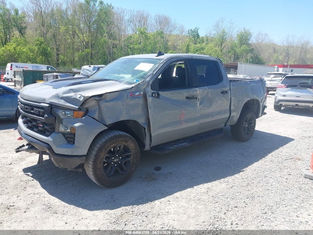 Chevrolet Silverado 1500 4wd  Short Bed Custom Trail Boss