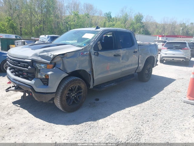 Chevrolet Silverado 1500 4wd  Short Bed Custom Trail Boss