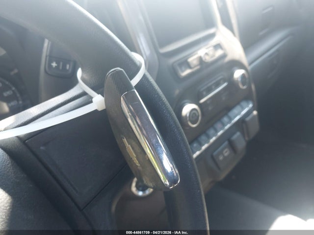 Chevrolet Silverado 1500 4wd  Short Bed Custom Trail Boss