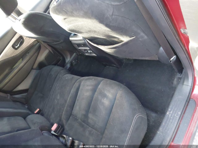 Nissan Murano Sv