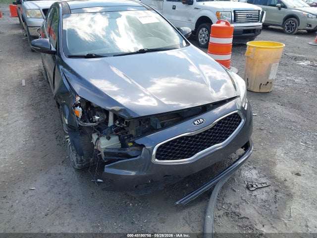 Kia Cadenza Premium