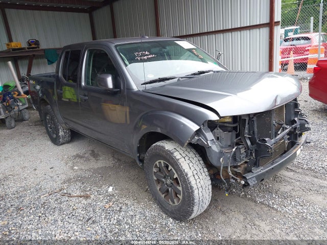 Salvage Nissan Frontier Image