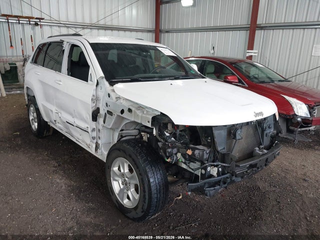Salvage Jeep Grand Cherokee Image