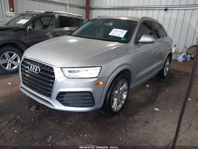 Audi Q3 2.0t Premium Plus