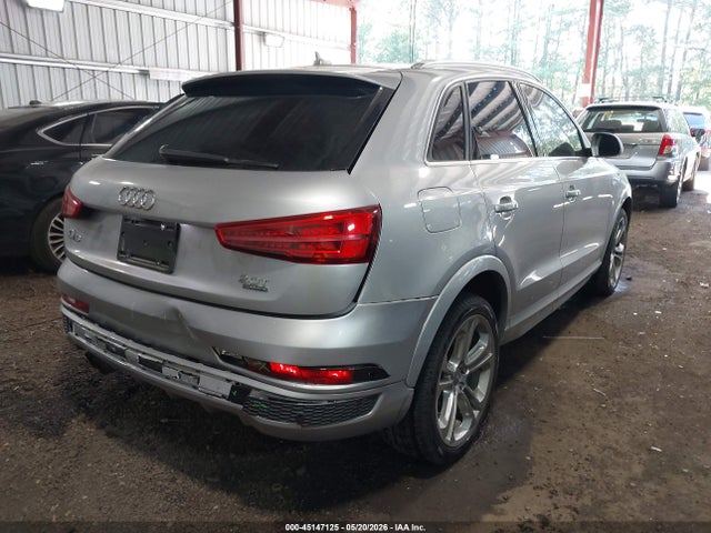 Audi Q3 2.0t Premium Plus
