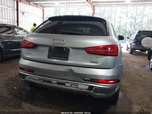 Audi Q3 2.0t Premium Plus