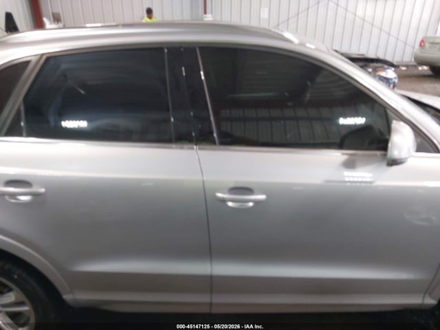 Audi Q3 2.0t Premium Plus