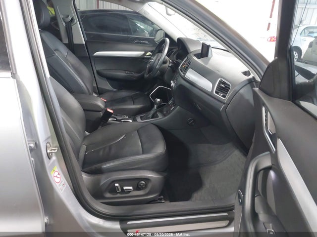 Audi Q3 2.0t Premium Plus
