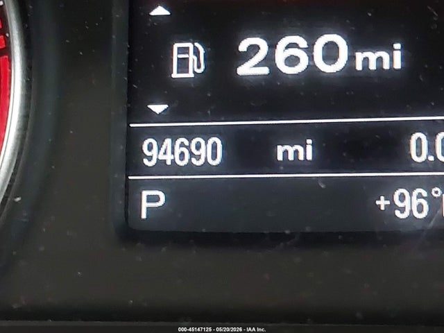 Audi Q3 2.0t Premium Plus